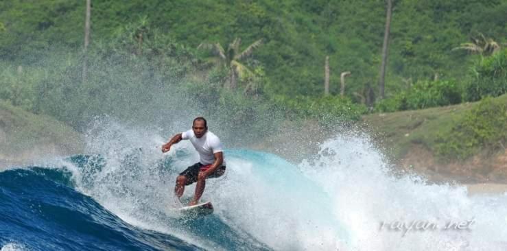 Apartament Big Daddy'S Surfcamp Pasanggaran Zewnętrze zdjęcie