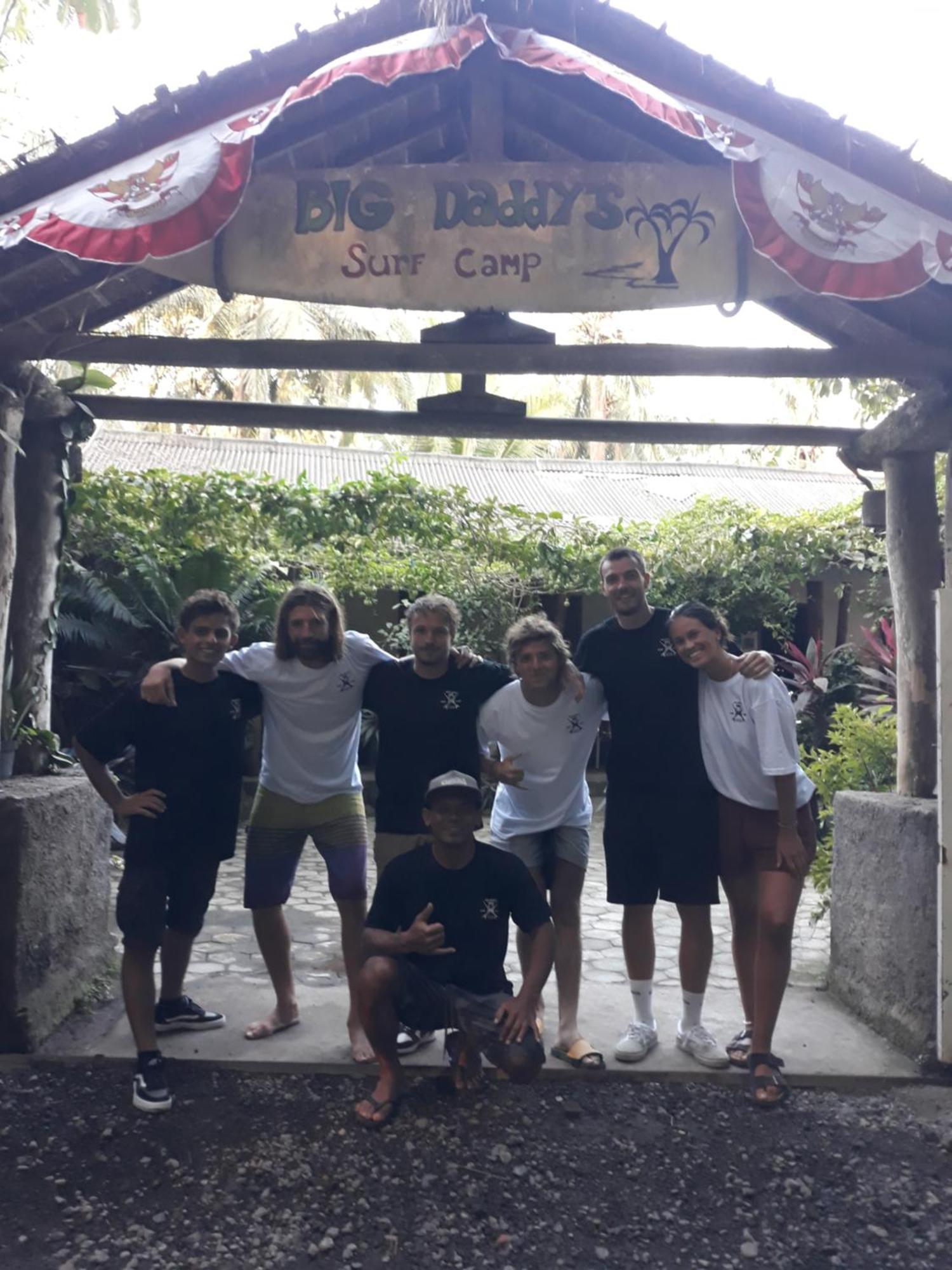 Apartament Big Daddy'S Surfcamp Pasanggaran Zewnętrze zdjęcie