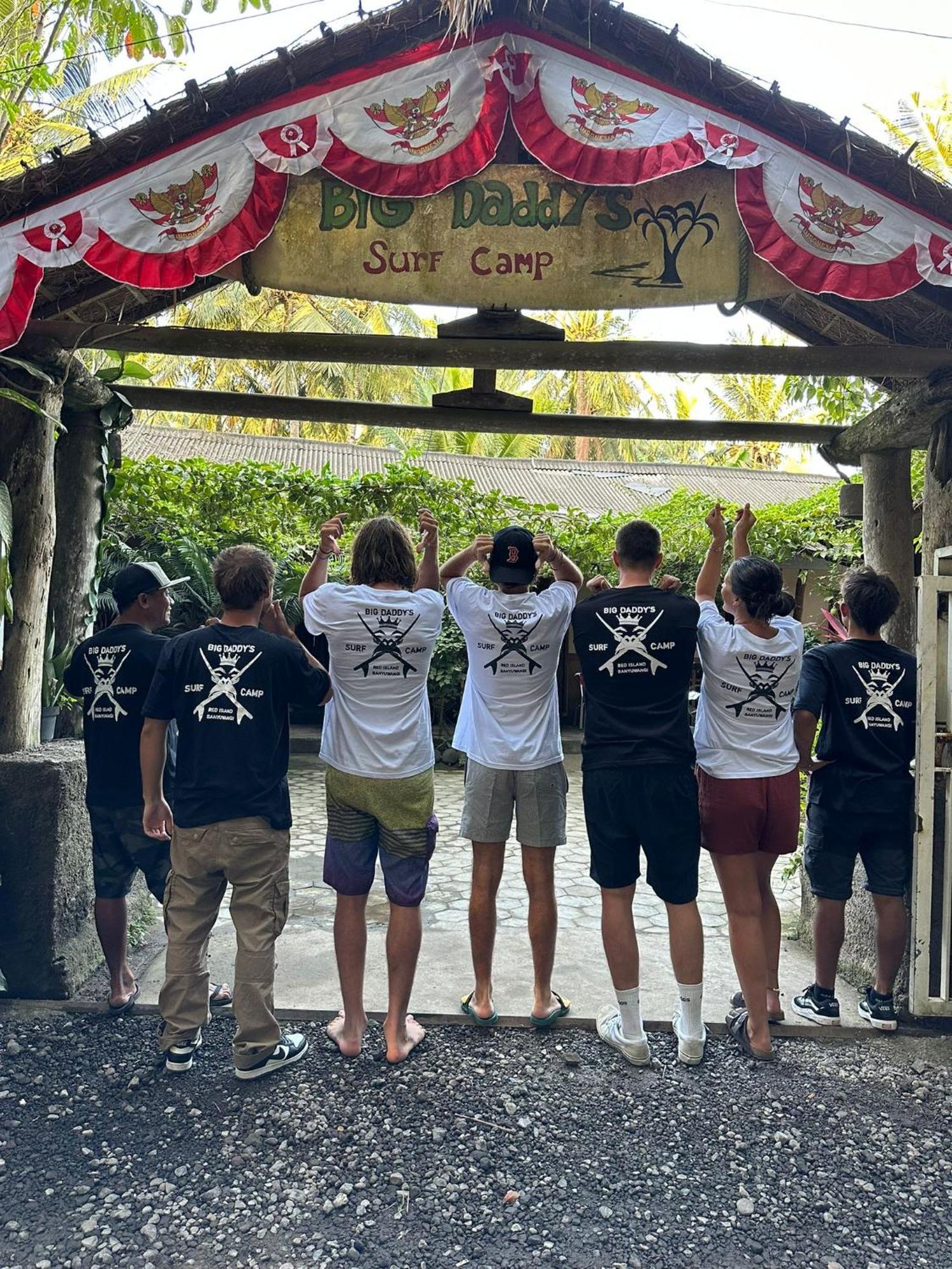 Apartament Big Daddy'S Surfcamp Pasanggaran Zewnętrze zdjęcie